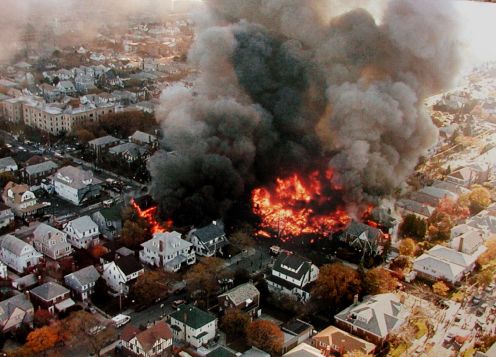 2001: American Airlines Flight 587